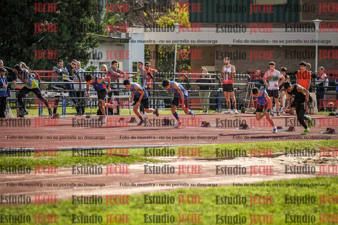 Fotos de los 100 m llanos de varones
