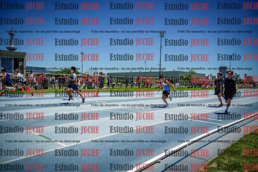 Fotos de los 50 m llanos de varones