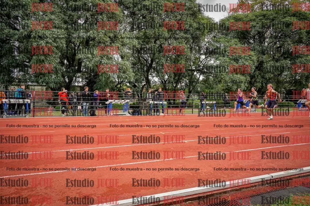 Fotos de los 100 m llanos de varones