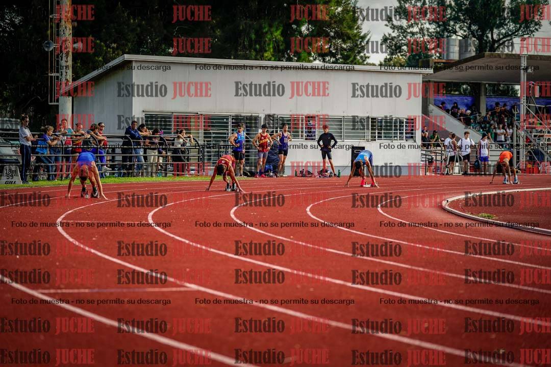 Fotos de los 400 m con vallas de varones