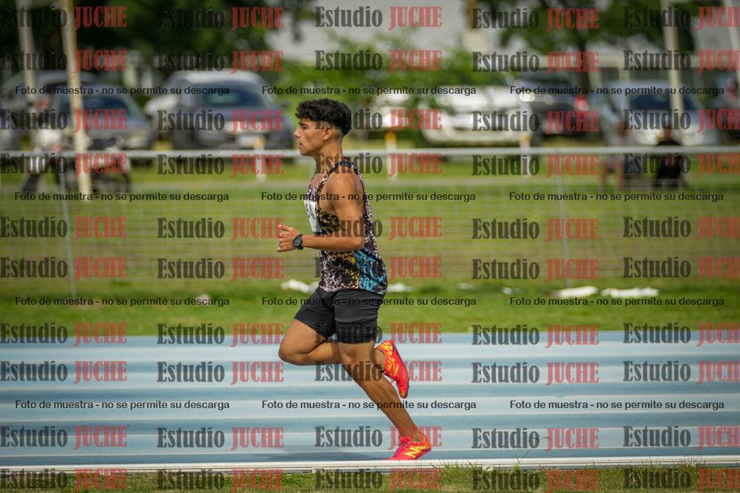 Fotos de los 1000 m llanos de varones