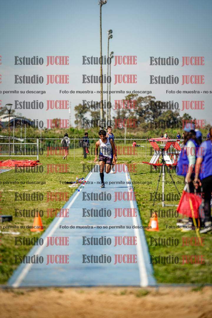 Fotos del salto triple de varones