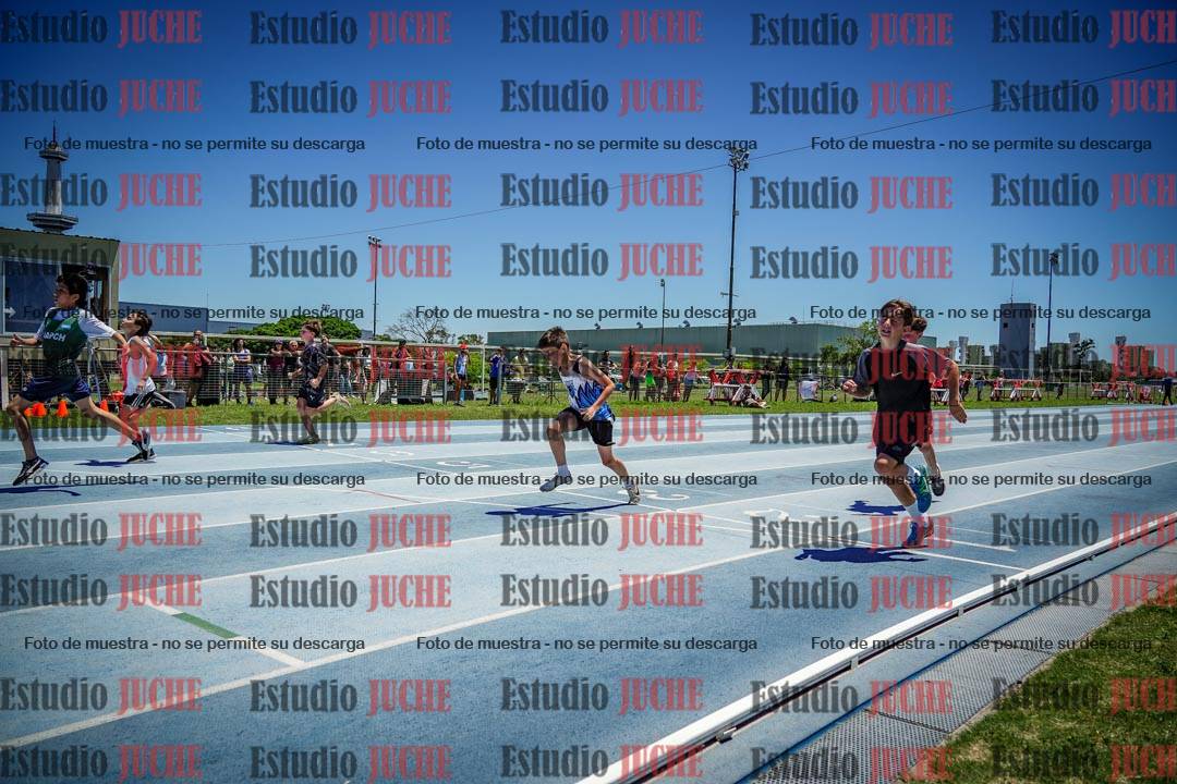 Fotos de los 50 m llanos de varones