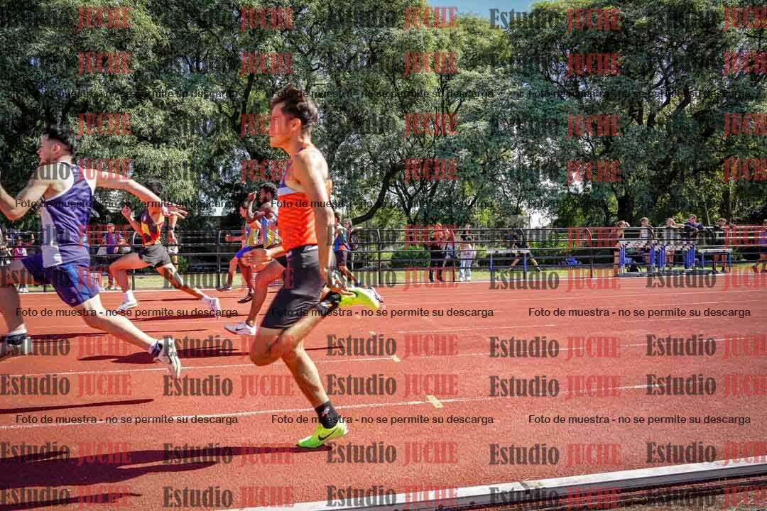Fotos de los 100 m llanos de varones