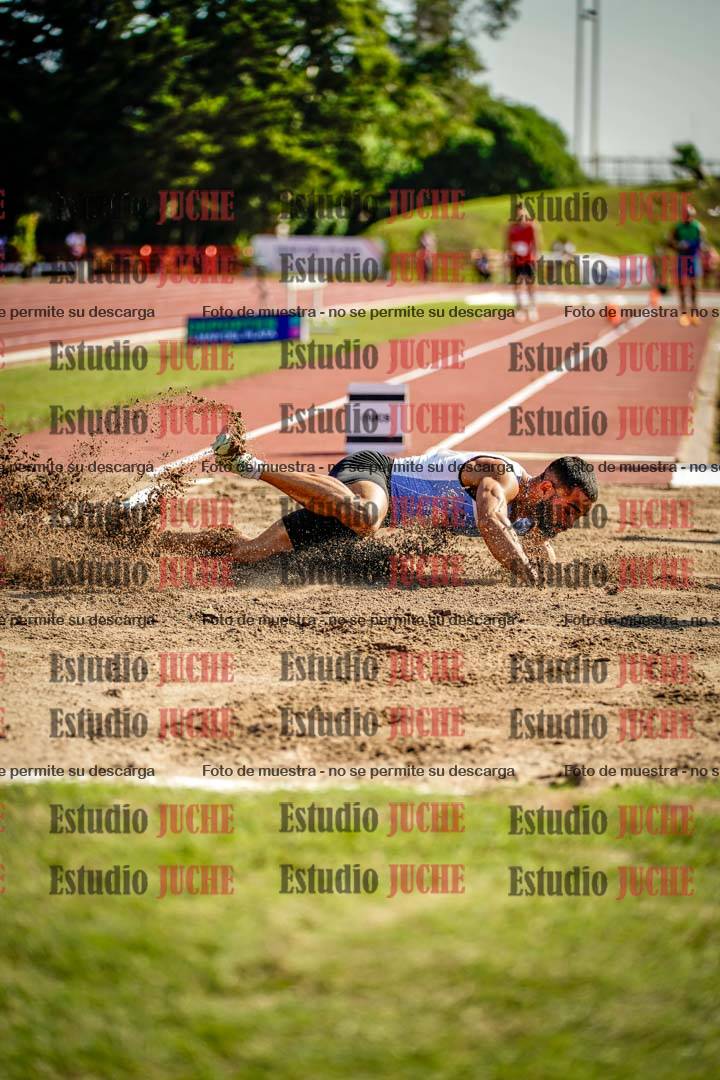 Fotos del salto en largo de varones - deca 2