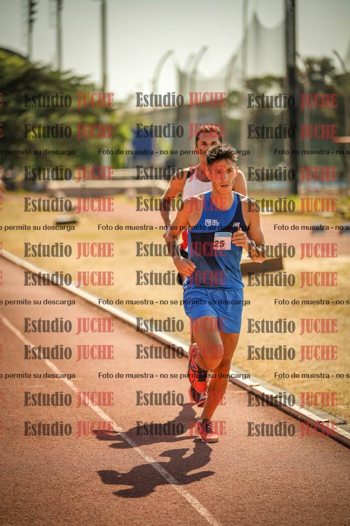 Fotos de los 3000 m llanos de varones