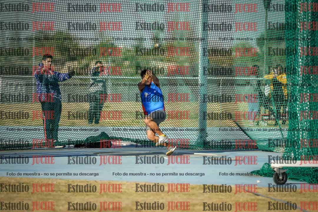 Fotos del lanzamiento de martillo de varones