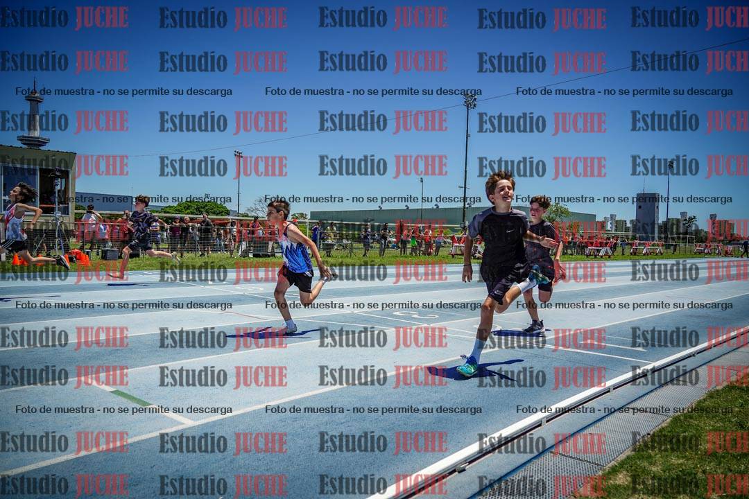 Fotos de los 50 m llanos de varones