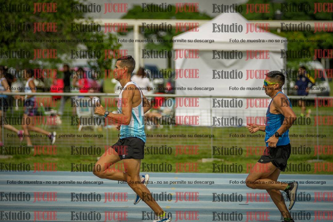 Fotos de los 1000 m llanos de varones