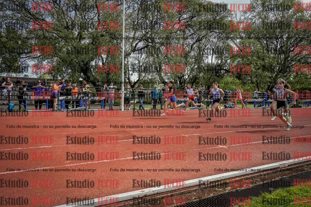 Fotos de los 80 m llanos de mujeres