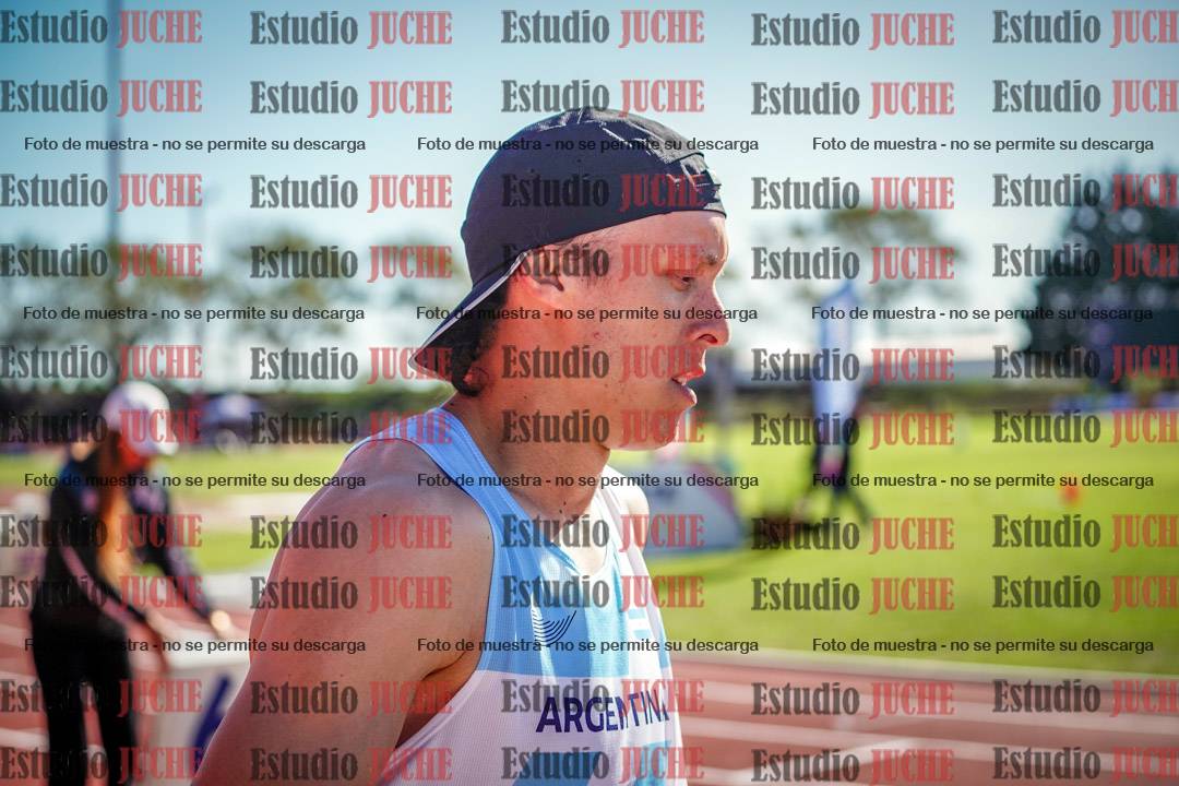Fotos de algunos extras y podios del día 2