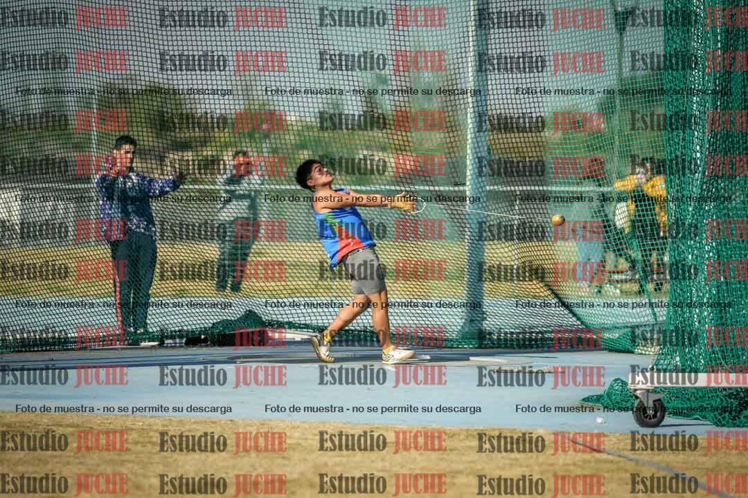 Fotos del lanzamiento de martillo de varones