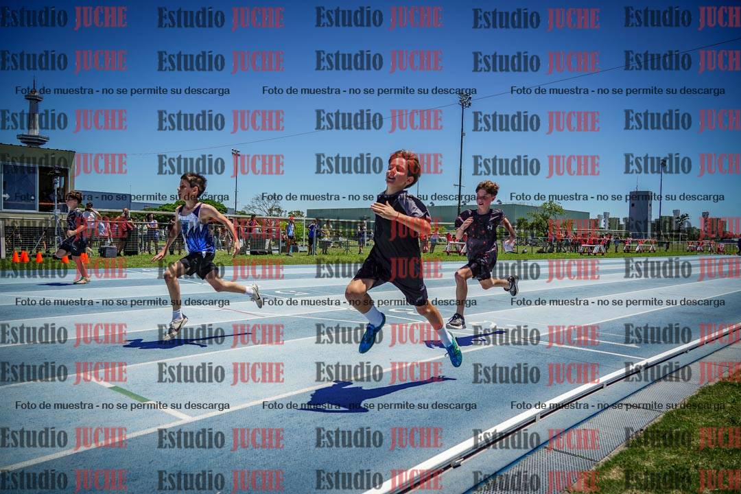 Fotos de los 50 m llanos de varones