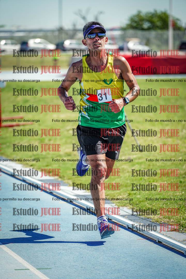 Fotos de los 5000 m de mujeres y varones - serie 2