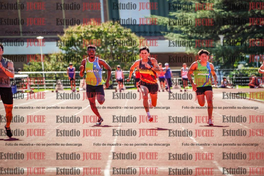 Fotos de los 100 m llanos de varones