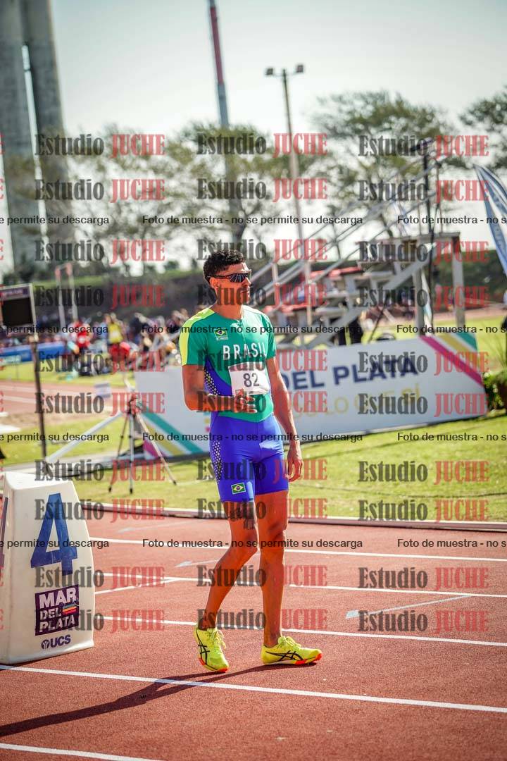 Fotos de los 400 m llanos de varones
