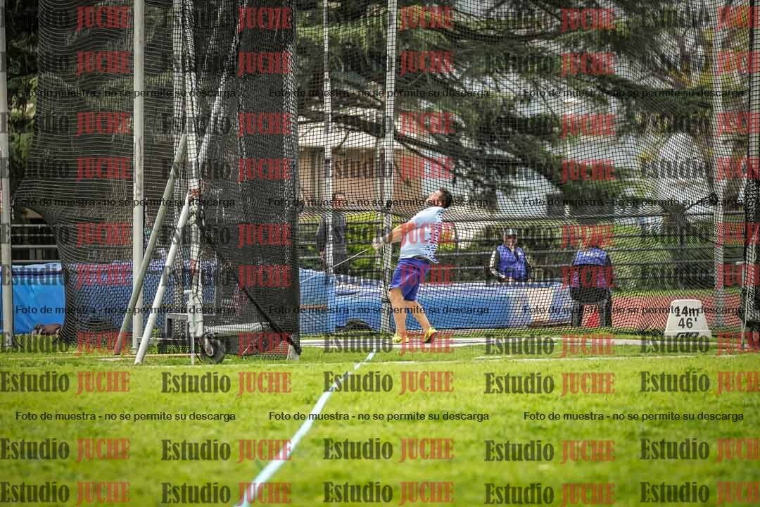 Fotos del lanzamiento de martillo de varones
