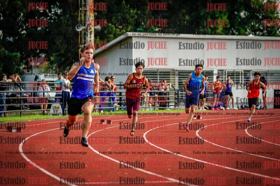 Fotos de los 400 m con vallas de varones