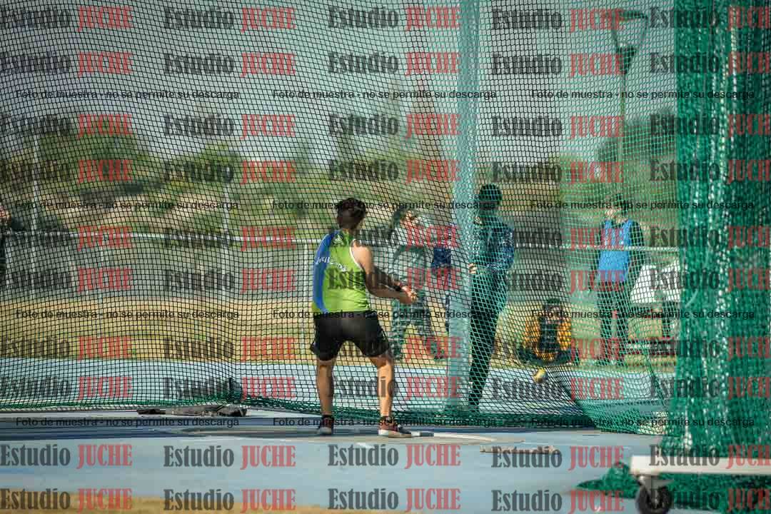 Fotos del lanzamiento de martillo de varones