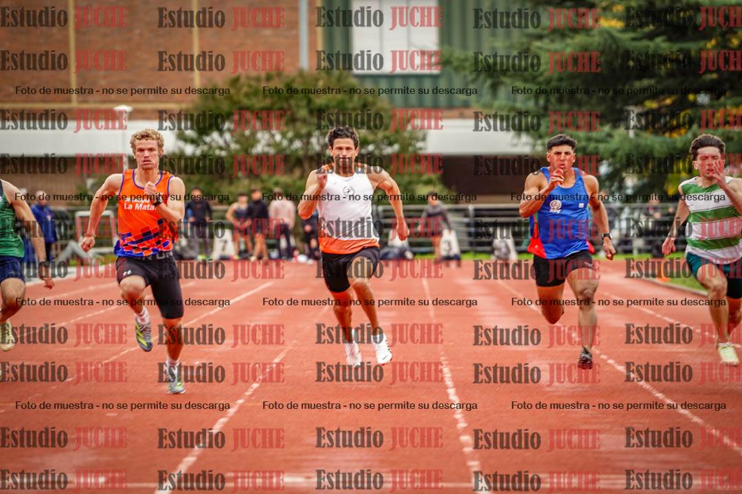 Fotos de los 100 m llanos de varones