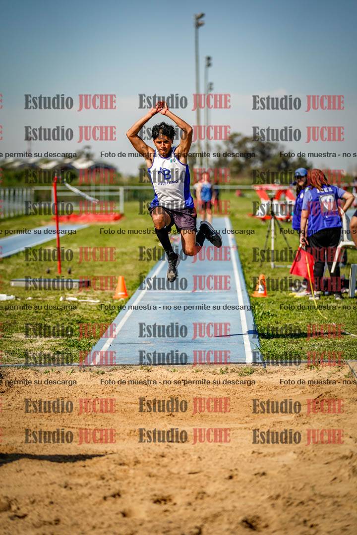 Fotos del salto triple de varones
