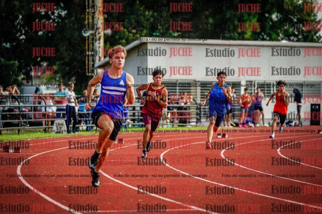 Fotos de los 400 m con vallas de varones