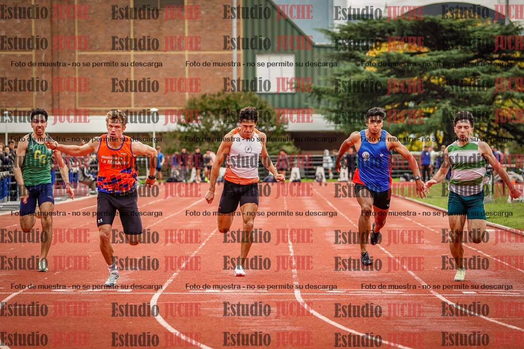 Fotos de los 100 m llanos de varones