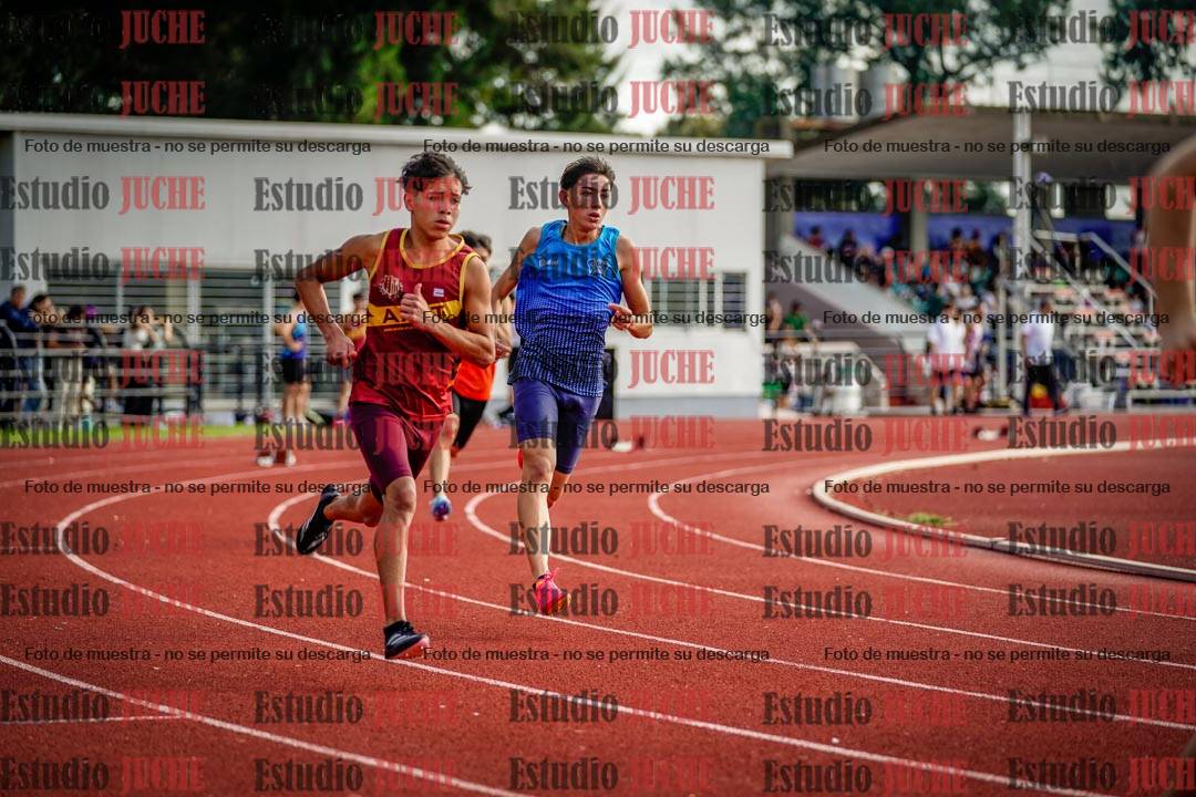 Fotos de los 400 m con vallas de varones