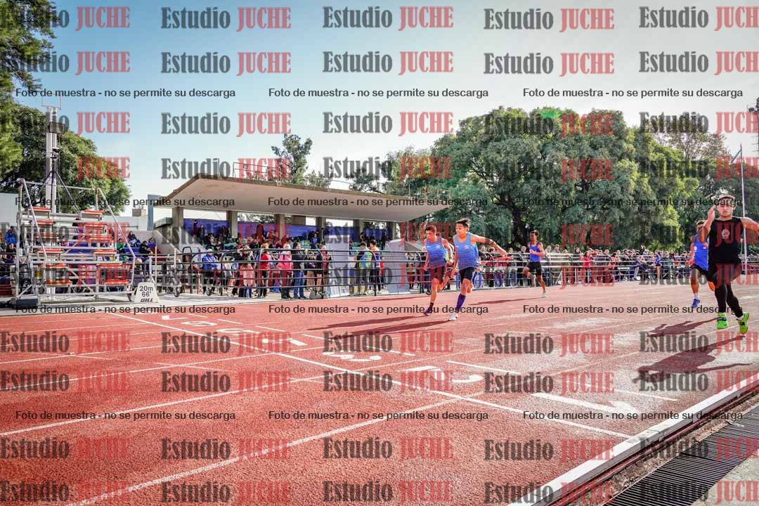 Fotos de los 100 m llanos de varones