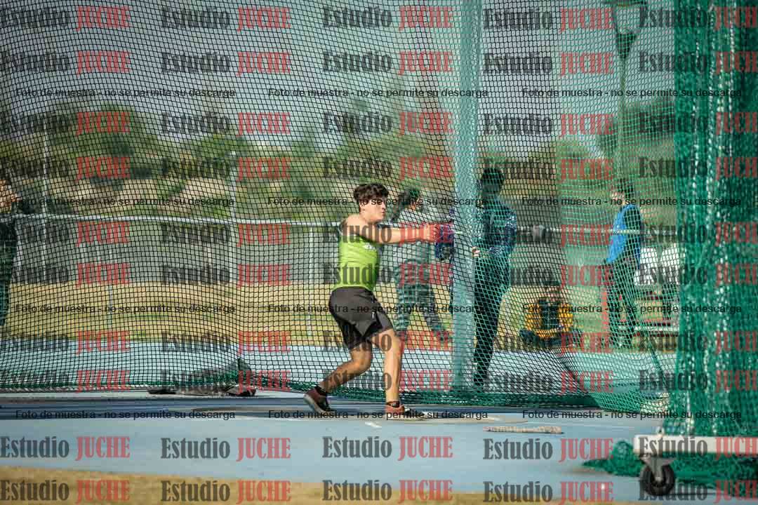 Fotos del lanzamiento de martillo de varones