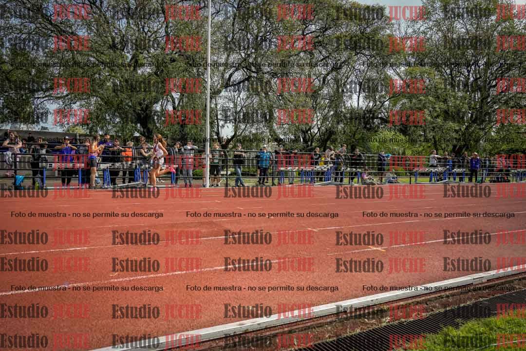 Fotos de los 80 m llanos de mujeres