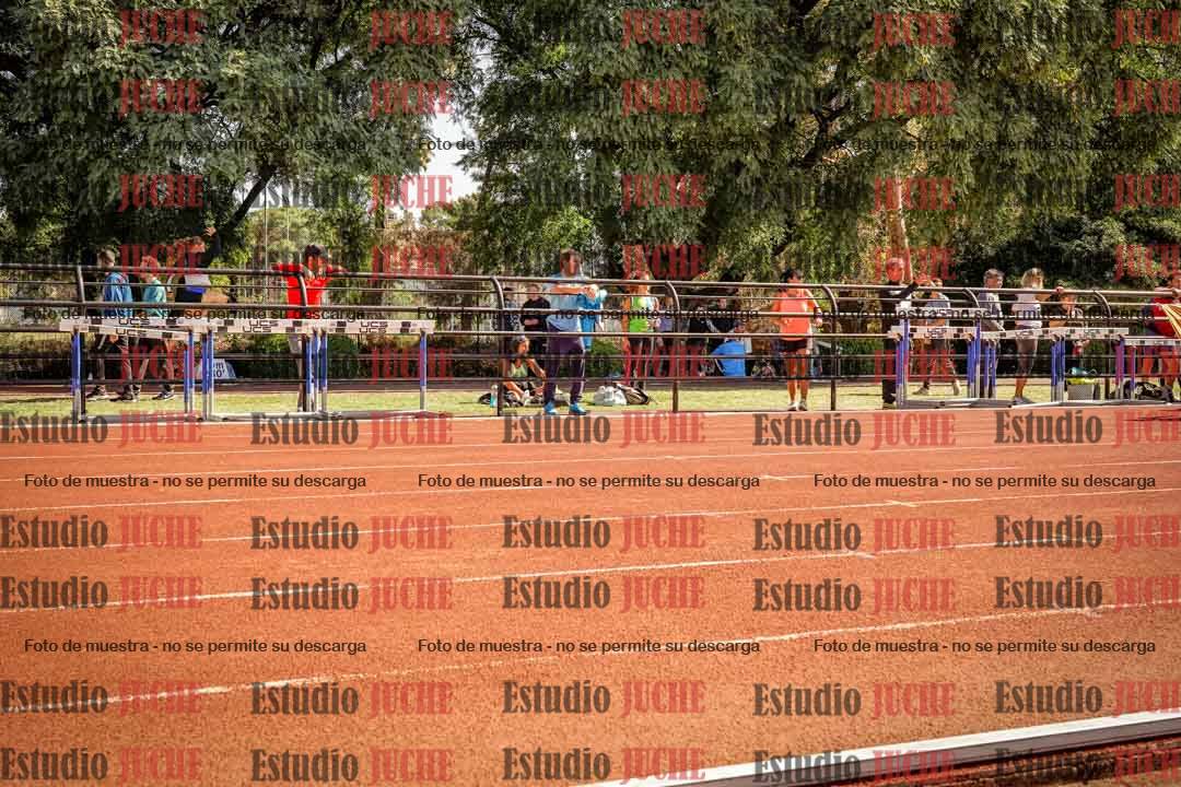 Fotos de los 100 m llanos de varones