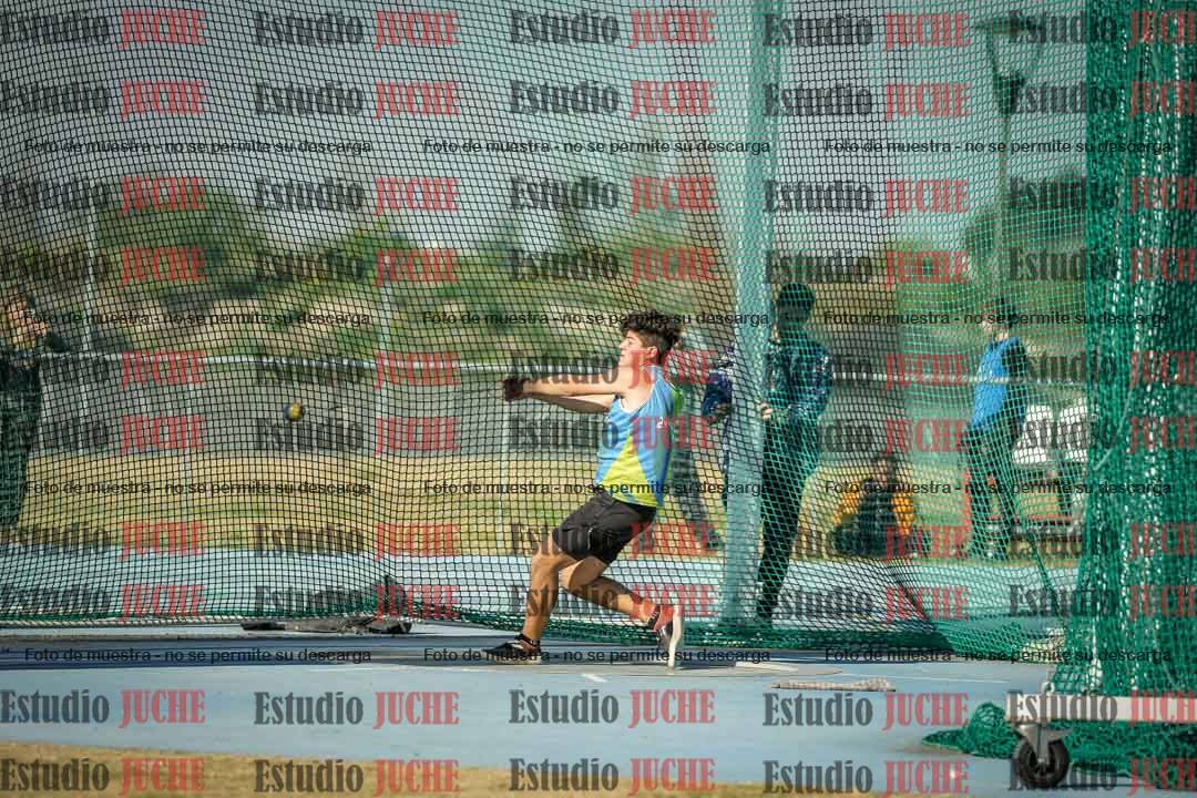 Fotos del lanzamiento de martillo de varones