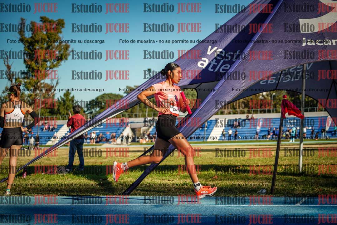Fotos durante los relevos