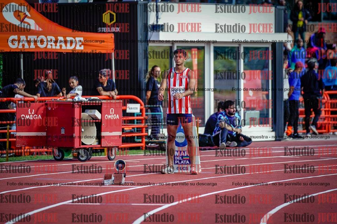 Fotos de los 400 m llanos de varones