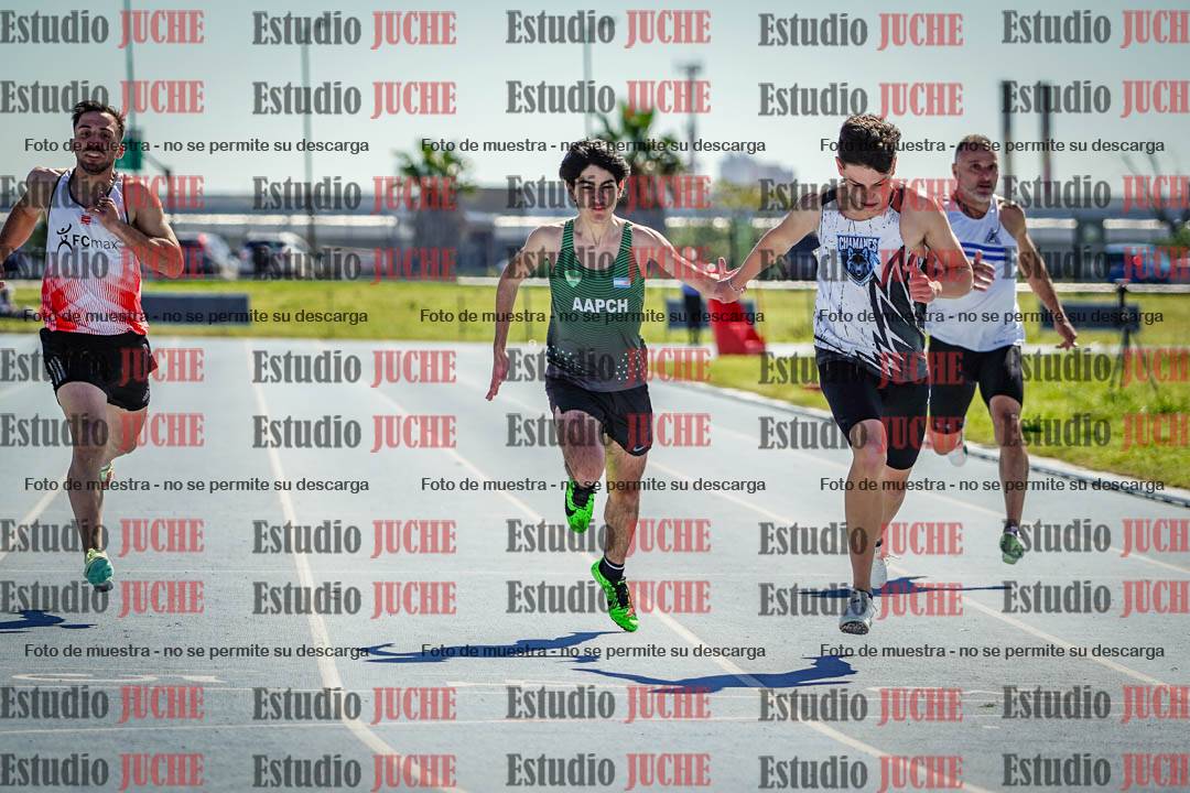 Fotos de los 200 m llanos de varones