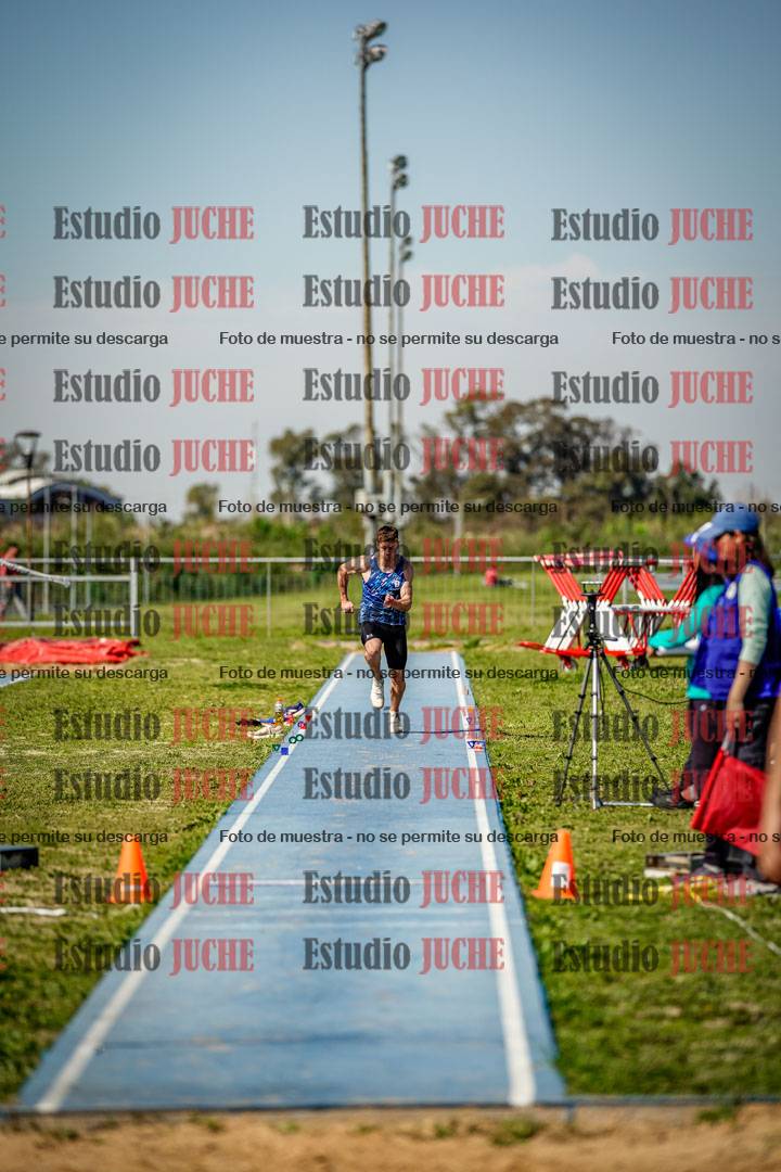 Fotos del salto triple de varones