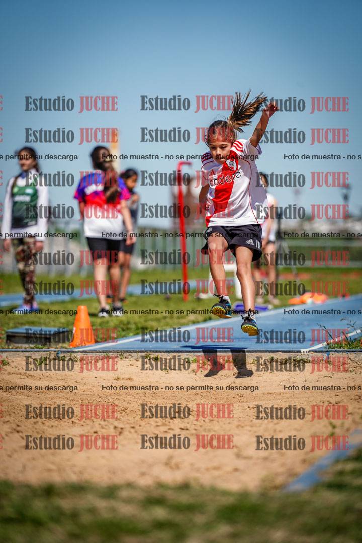 Fotos del salto en largo de mujeres - U15