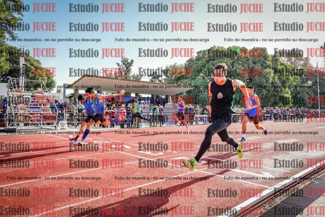 Fotos de los 100 m llanos de varones