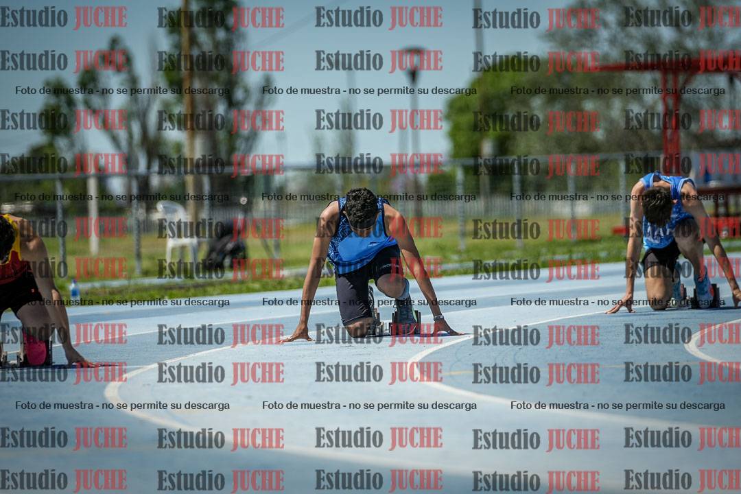 Fotos de los 200 m llanos de varones