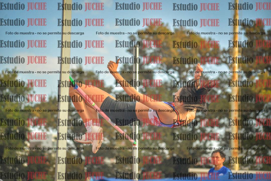 Fotos del salto en alto de mujeres