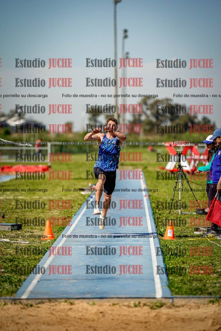 Fotos del salto triple de varones
