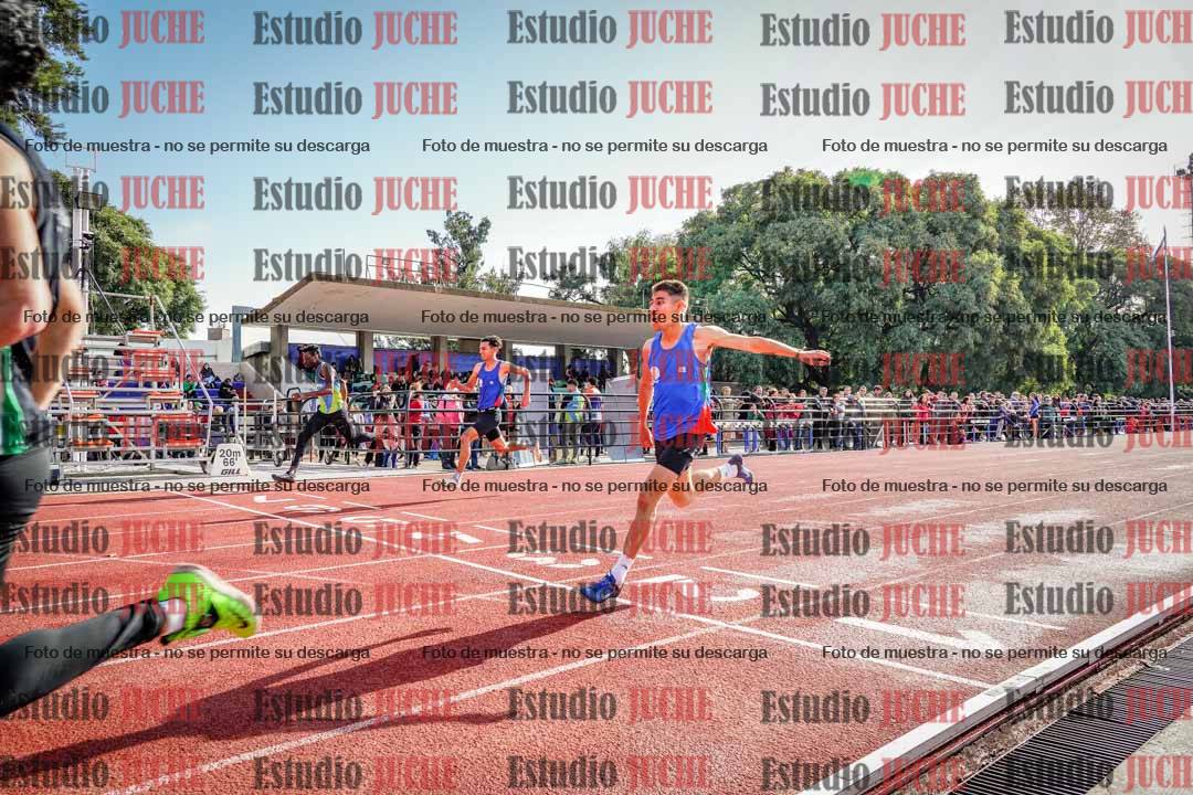 Fotos de los 100 m llanos de varones