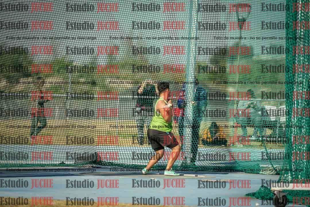 Fotos del lanzamiento de martillo de varones