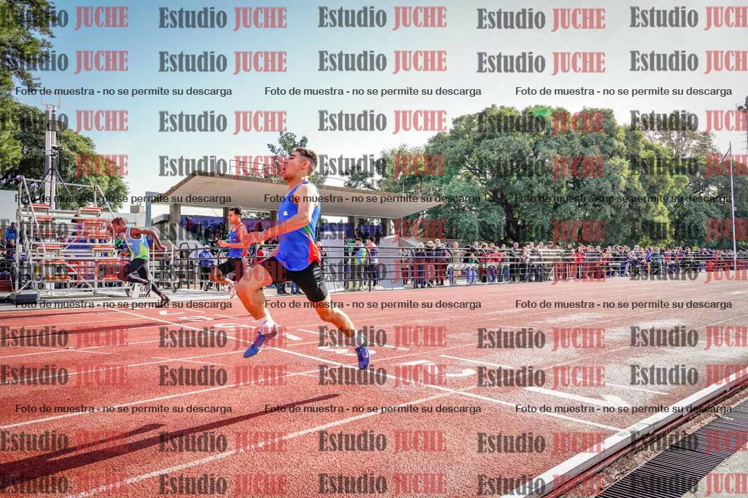 Fotos de los 100 m llanos de varones