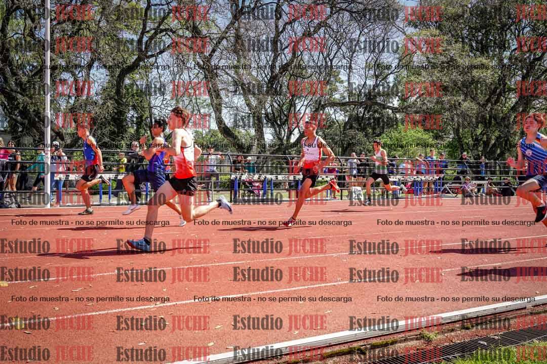 Fotos de los 80 m llanos de varones