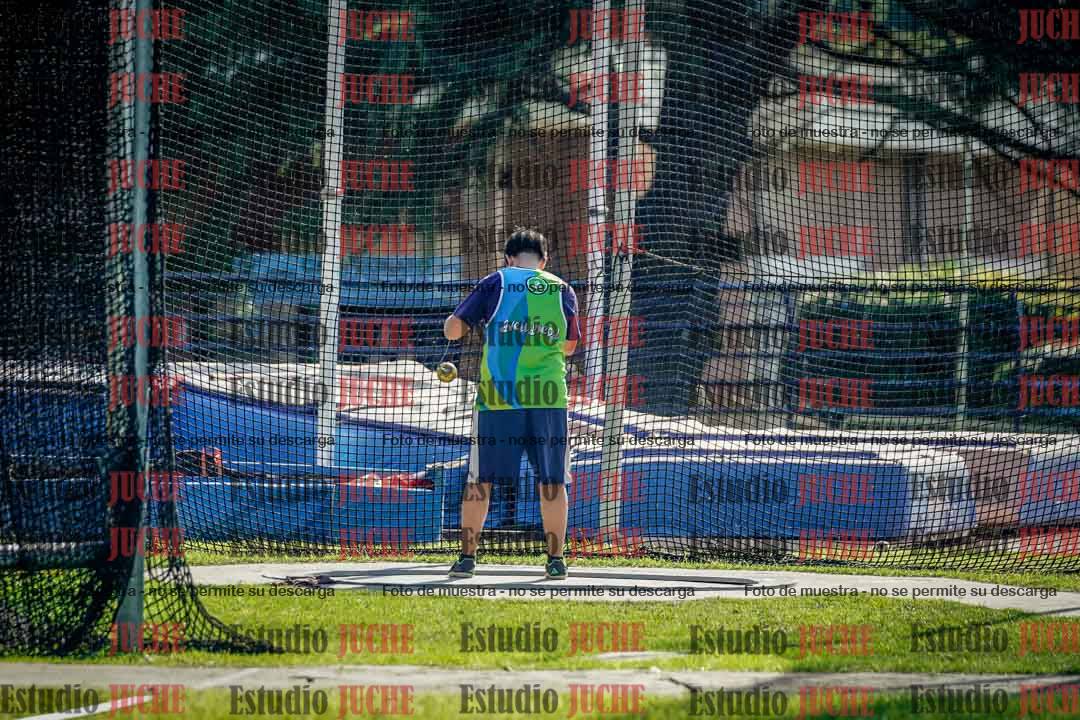 Fotos del lanzamiento de martillo de varones
