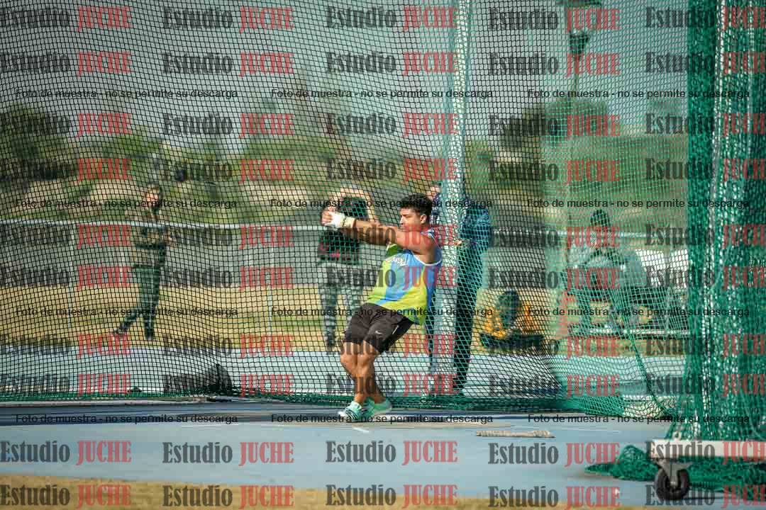 Fotos del lanzamiento de martillo de varones
