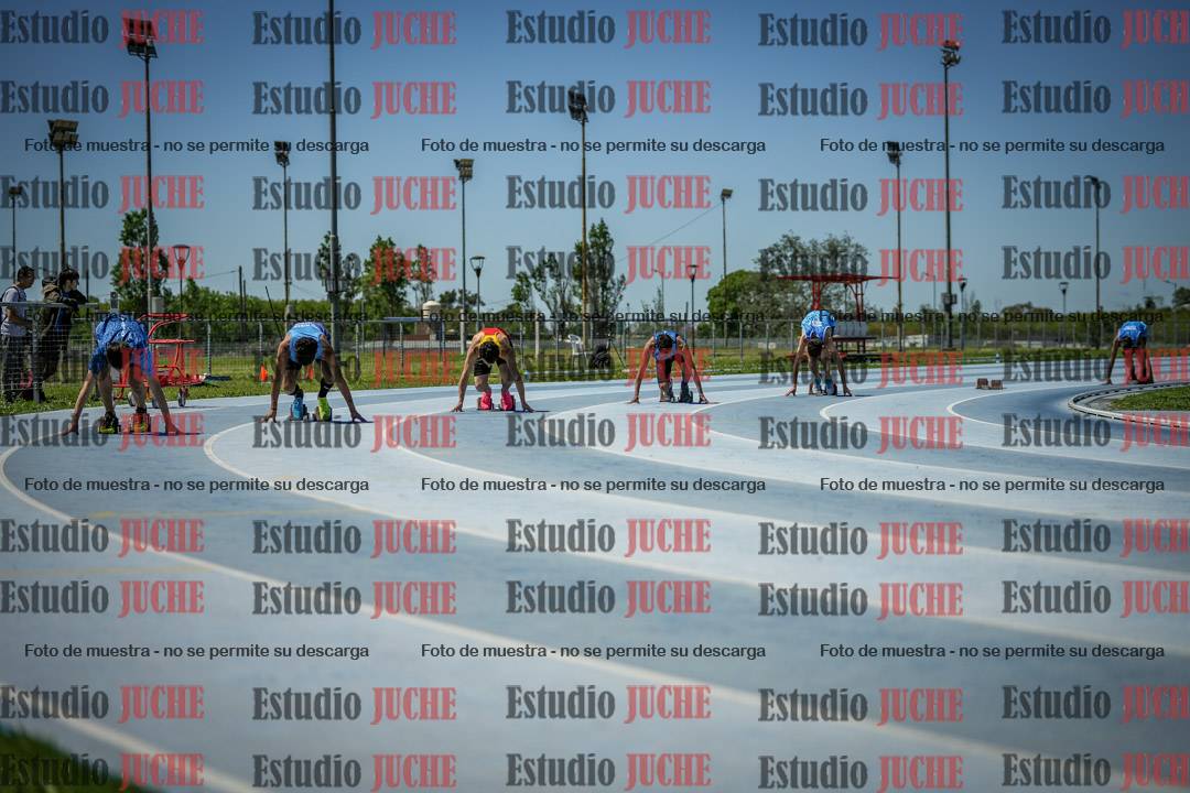 Fotos de los 200 m llanos de varones