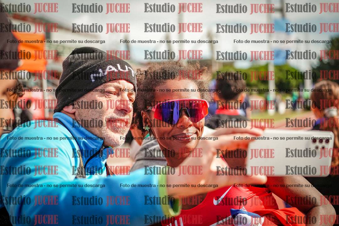Fotos de algunos extras y podios del día 3